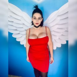 Brooklyn Springvalley – Fan Subscription Blog